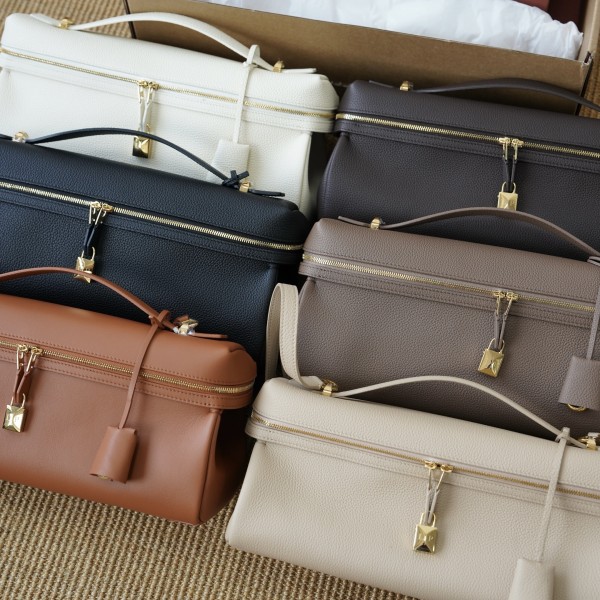 جنطة لوروبيانا